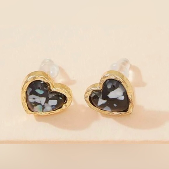 “Seashell Shards” Black Hearts Iridescent Shell Flake Chip Ocean Romance Studs - Picture 9 of 15